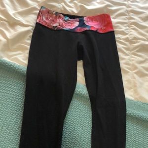 Reversable lulu leggings